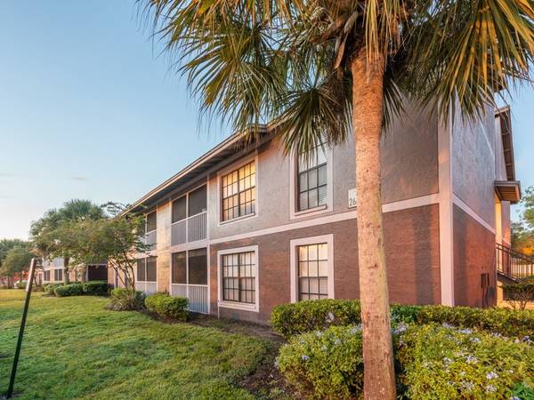 $1,330 / 1br - 650ft2 - Rent Credit Reporting Service, Washer/Dryer, Balcony (26675 Players Cir, Lutz, FL)63976136466947122