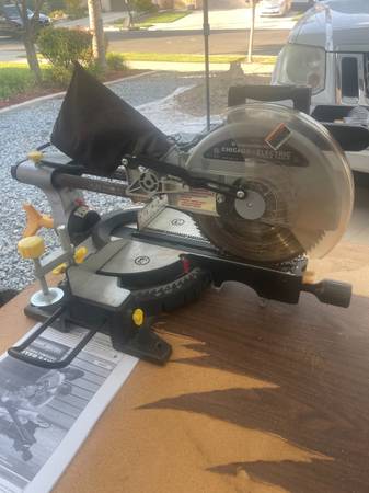 Compound Miter Saw 1