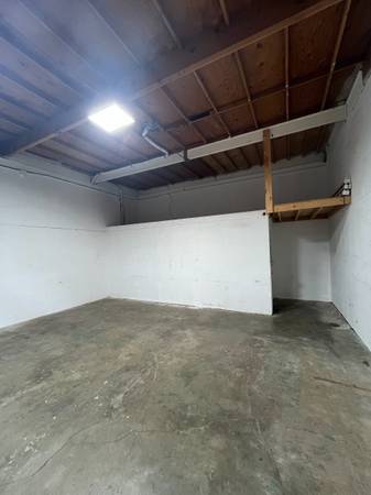$1,750 / 1056ft2 - Rare Small Warehouse - 12 Pamaron Way, Novato (novato)63847325304193122