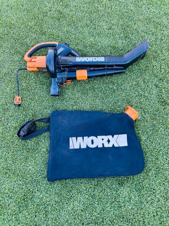 Electric Leaf Blower/vacuum/mulcher WORX 1