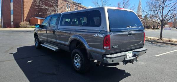 2004 Ford F350 Crew Cab XLT  4x4 V-10 Gas Auto Topper 114k Miles - $13,950 (Golden)63612190511489121