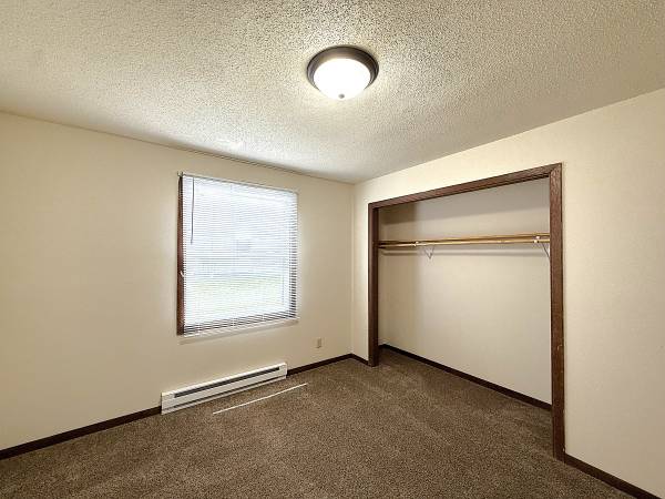 $745 / 2br - 575ft2 - 🏡 ¡SIN DEPÓSITO! - 2HAB/1BA – $745/mes – Admite mascotas (solo gatos)💥 (Menomonie, WI)63845959253891123