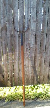 old vtg antique vintage farm tool 1