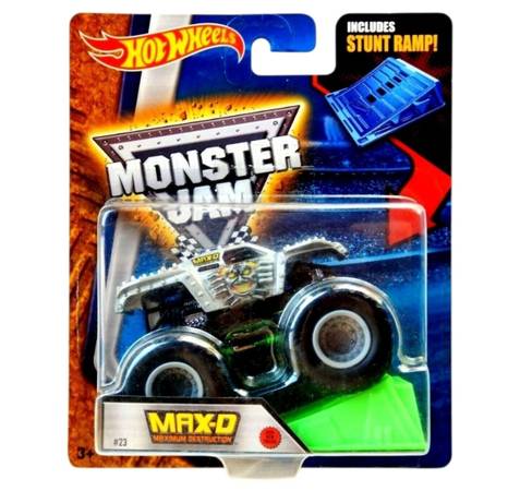 Monster Jam Max-D 1:64 Scale with Stunt Ramp 1