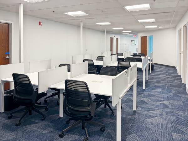 $129 Co-Working Space for Professionals - Affordable & Flexible Terms $129 (Allentown)64010161019139121