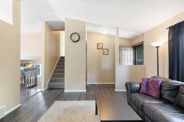 $390,000 / 3br - 1252ft2 - Hermosa casa de 3 habitaciones en Briargate (D20)63668435169795123