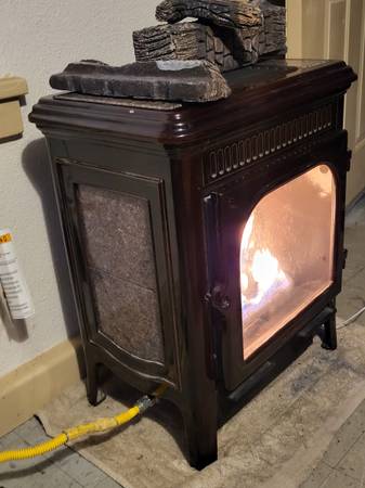 Hearthstone Tucson direct vent heating stove 1