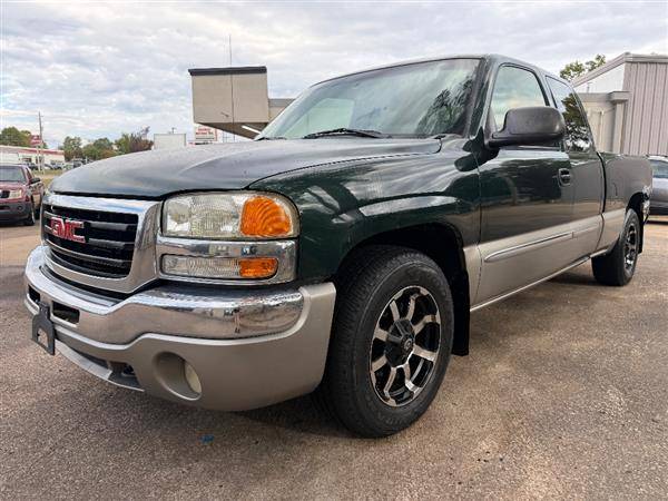 2003 gmc sierra SLE extended cab pickup only 117910 very low miles 1