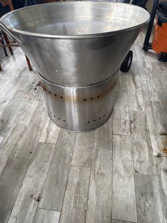 Large stainless steel kettle pot 1
