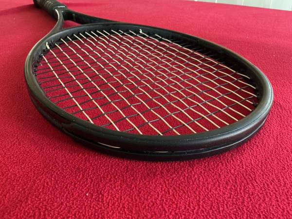 Wilson Pro Staff 97 Version 11 Grip L2 - Mint Like-New - sporting