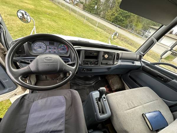 2008 Hino 268
