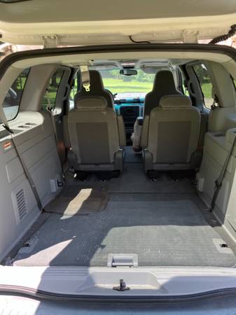 Ford Freestars en venta - $1,500 (Stockbridge)63620718269313124