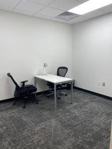 $233 / 114ft2 - The Brainstorm Base // Equipo de 3 por $233 por escritorio (Franklin, TN)64148841974659122