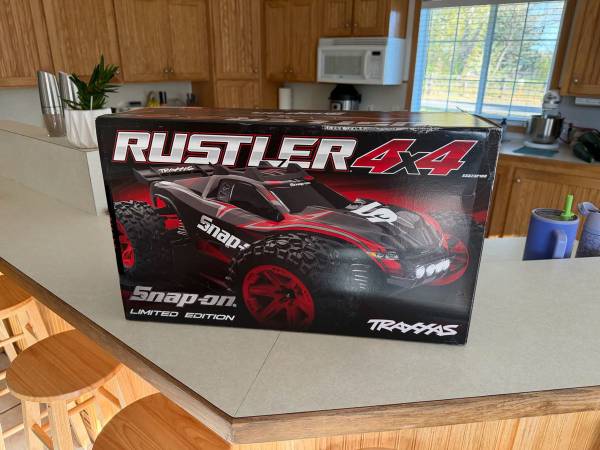 Traxxas Rustler 1