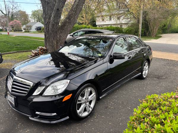 2013 Mercedes E350 4Matic Sport - $8,000 (FALLS CHURCH)63616685593345129