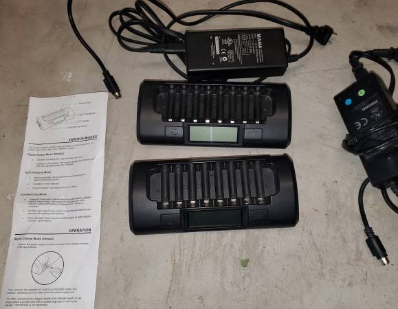 AA / AAA (8) Battery 1 hr Charger Conditioner NIMH / NICD Powerex 1