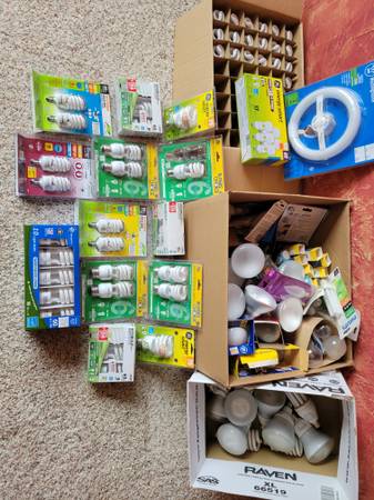 Fluorescent light bulbs 1