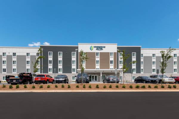 $1,540 / 1br - Safe, Clean, and Convenient. No Deposit (1671 Horizon Pkwy NE, Buford, GA)63921690534530122