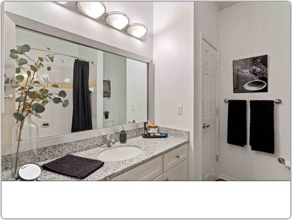 $1,610 / 1br - 833ft2 - All you need and more: 1 BR, 1 BA in a vibrant community. (Franklin - Cool Springs Mall)63680319244547121
