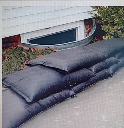NEW Sandless Sandbags QUICK DAM 3 cases 20 each STOP FLOODING 1