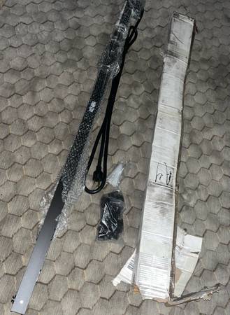 Tripp Lite Vertical Mount, 1