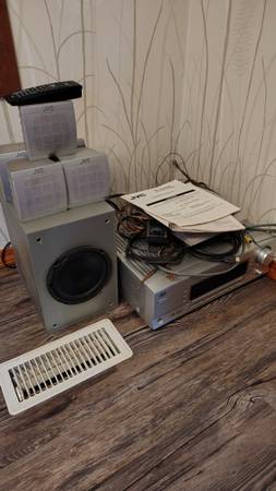 JVC surround 1