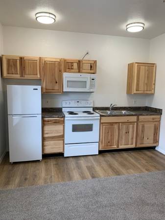 $1,530 / 2br - Available NOW (close to WWU North Campus)63920959207042121