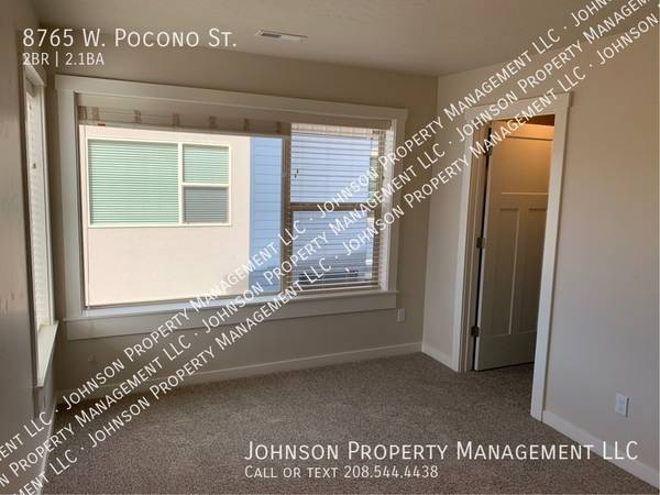 $1,545 / 2br - 1250ft2 - Modern Garden City Townhome w/ Washer & Dryer (8765 W Pocono St - Garden City)63794945760769124