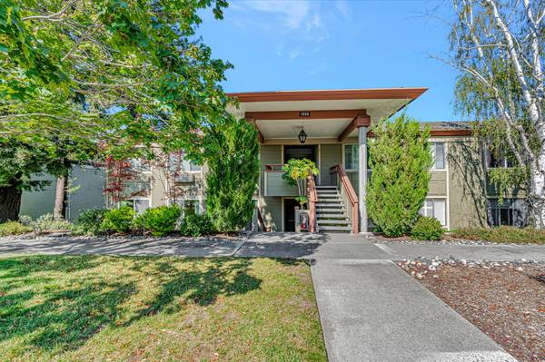 $630,000 / 2br - 1406ft2 - Walnut Creek Condo - 55+ Community. $630,000 (walnut creek)63868153618817120