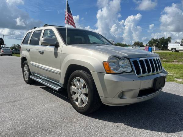 2010 Jeep Grand Cherokee 4x4 Hemi funciona bien, 3495 listo para salir - $3.495 (320 Tamiami Trail Port Charlotte, FL)63470257538307121