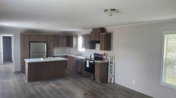 $1,299 / 3br - 🏡 ¡Casa completamente nueva! Acabamos de listarla en Pleasant Ridge! 🏡 (Evansville)63953484520579121