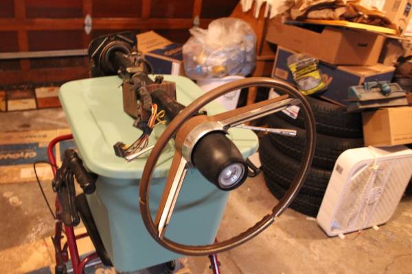 1966 Ford Thunderbird tilt away steering column 1