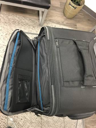 Roadie Roller 24 Still/Video Camera Equipment Bag Unused photo
