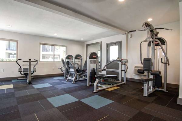 $2,593 / 2br - 858ft2 - Custom Cabinetry, Bike Storage, Walk-In Closets (13409 Midland Rd, Poway, CA)63865929650817121