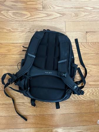 The North Face Borealis Backpack - $40 (Fairfield,CT)63471344427779121
