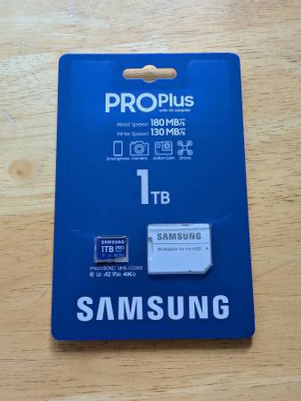1TB PRO Plus microSDXC Memory Card with SD Adapter 1
