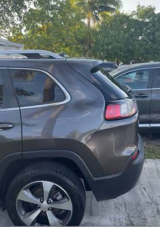 2020 Jeep Cherokee Limited en venta - $10,500 (Orlando)63470426937345121