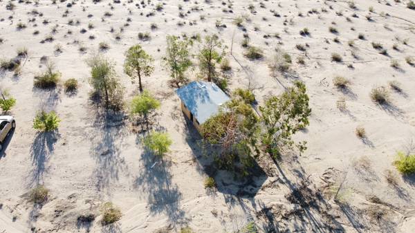 $75,000 5 acres with Small Cabin w/Water Meter (29 Palms)63758615841537121