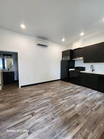 $1,500 / 1br - 425ft2 - 8331 Dallas Ave,  Seattle, WA 98108 (Seattle)63688586413443124