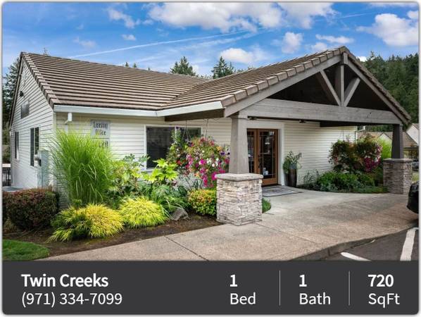 $1,659 / 1br - 720ft2 - Gorgeous light filled 720 Sq Ft, 1 Bed, 1 Bath with beautiful view! (Clackamas - Near Clackamas Town Center)63831535209473121