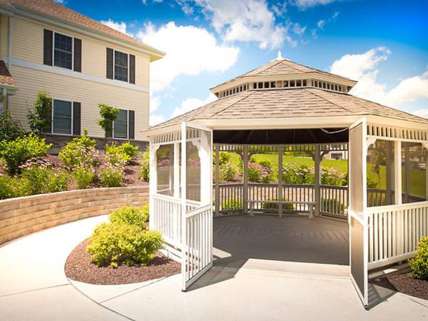 $2,540 / 2br - 939ft2 - Spacious 1–3 Bedroom Homes with Modern Features & Great Amenities (Town of Newburgh)64035737134210121