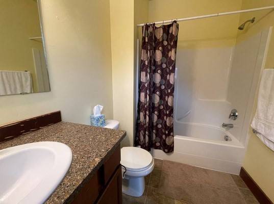 $600 / 2br - Habitación privada y baño nuevos en el centro de Huntsville – ¡$600/mes! (𝐀𝐝𝐚𝐦𝐬 𝐒𝐭 𝐒𝐄)63801834591619123