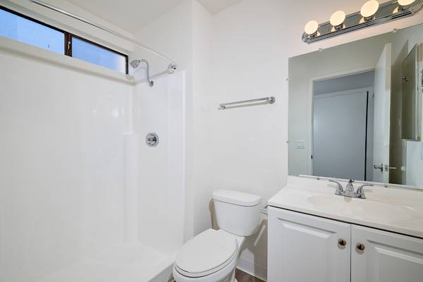 $2,235 / 480ft2 - Remarkable Value. Unbeatable Location. Studio Avail Now🚀🏡 (San Diego, La Jolla)64037223191555124