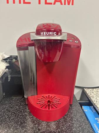 Keurig K-Select Single-Serve Coffee Maker – Matte Red 1