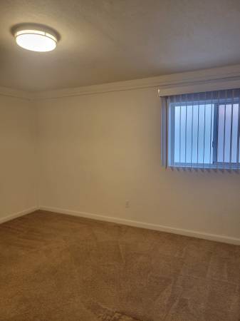 $780 / 1br - 130ft2 - Utilities Included Private Room Available Now (Phoenix)64024992283651122