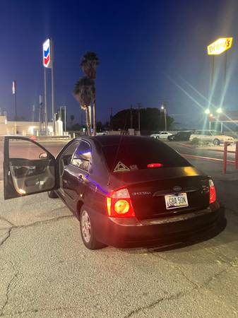 2005 Kia Spectra EX - $1,200 (Los Angeles)63470773523585123