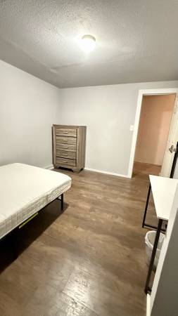 $950 / 1br - 159ft2 - New beautiful home furnished room seatac airport (Seatac airport)63799829431427122