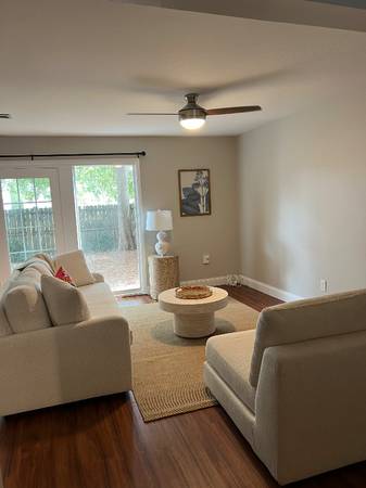 $3000.00 / 3br - 1350ft2 - FURNISHED RENTAL- Heart of Mount Pleasant64016106309505120