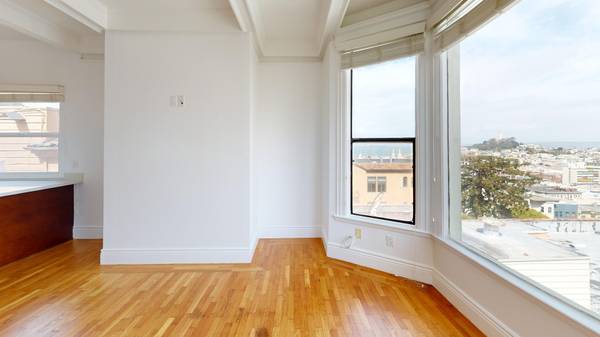 $4,345 / 1br - 586ft2 - Gorgeous 1BR with with Lots of Light and Good Views! Unit 1340-011 (nob hill)64045028560259123