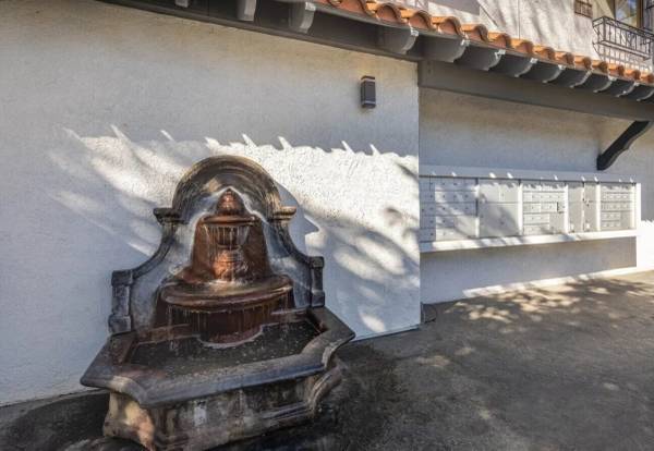 $2,050 / 1br - ¡Oferta especial por tiempo limitado para mudarse! (Santa Ana)63857734039555120